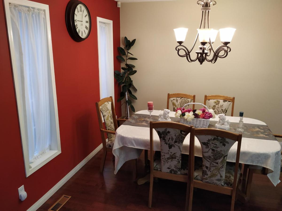Brother Li Homestay YYC Eksteriør bilde
